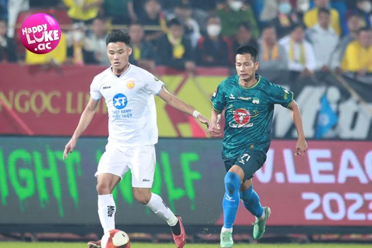 1 mùa giải bóng đá kéo dài bao lâu đối với V-League